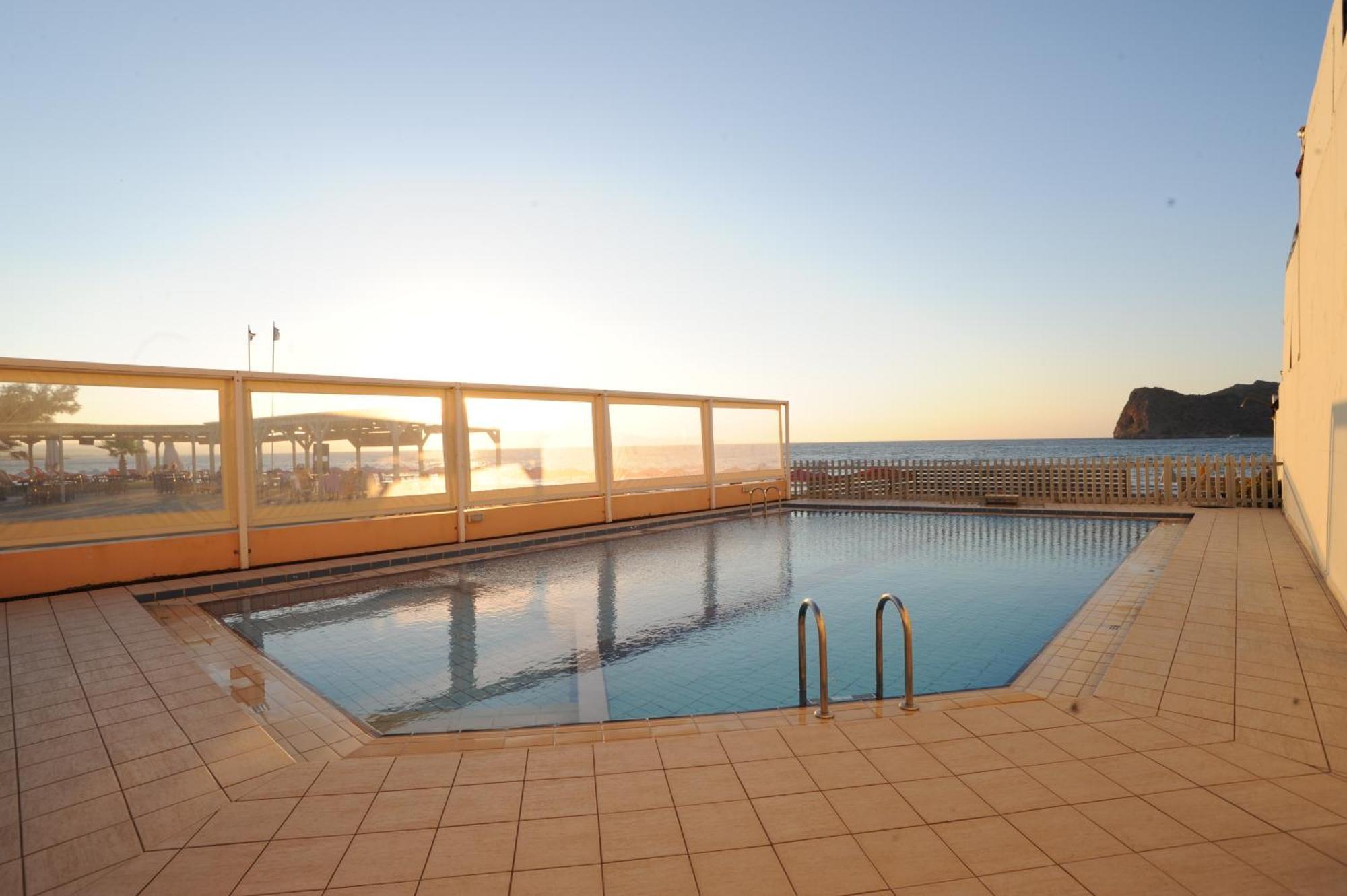 Georgina Aparthotel Agia Marina  Exterior photo