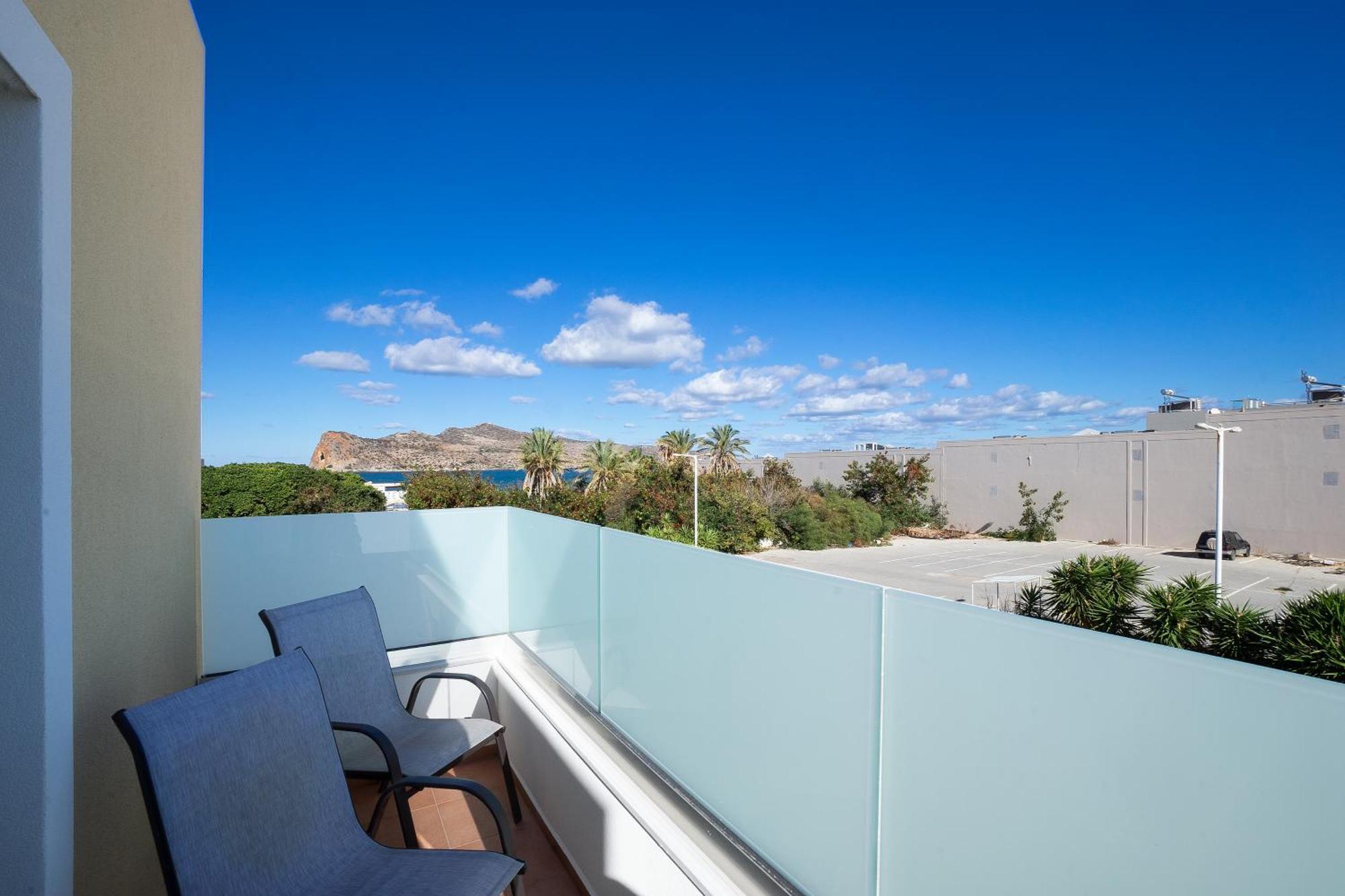 Georgina Aparthotel Agia Marina  Exterior photo