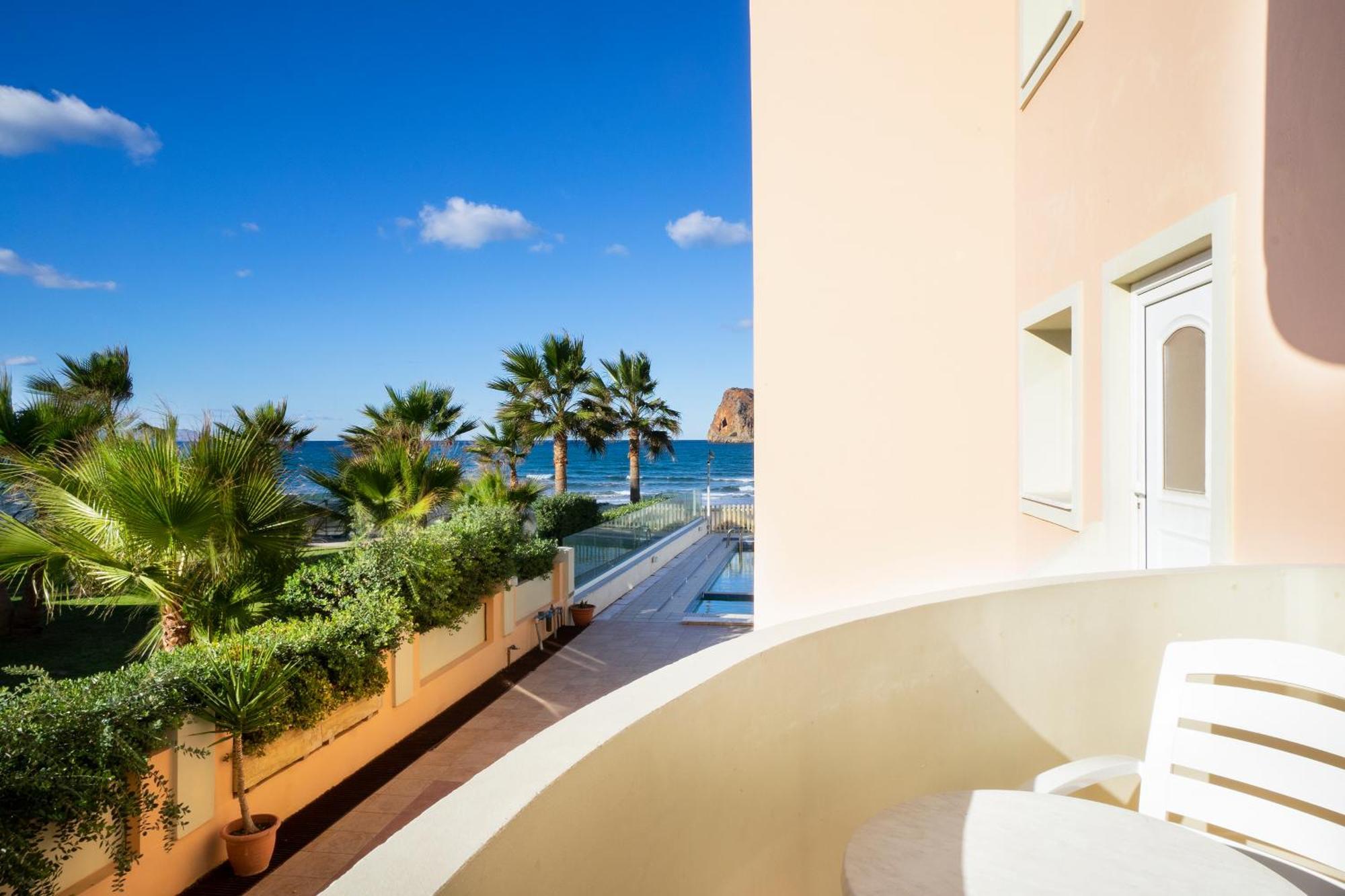 Georgina Aparthotel Agia Marina  Exterior photo