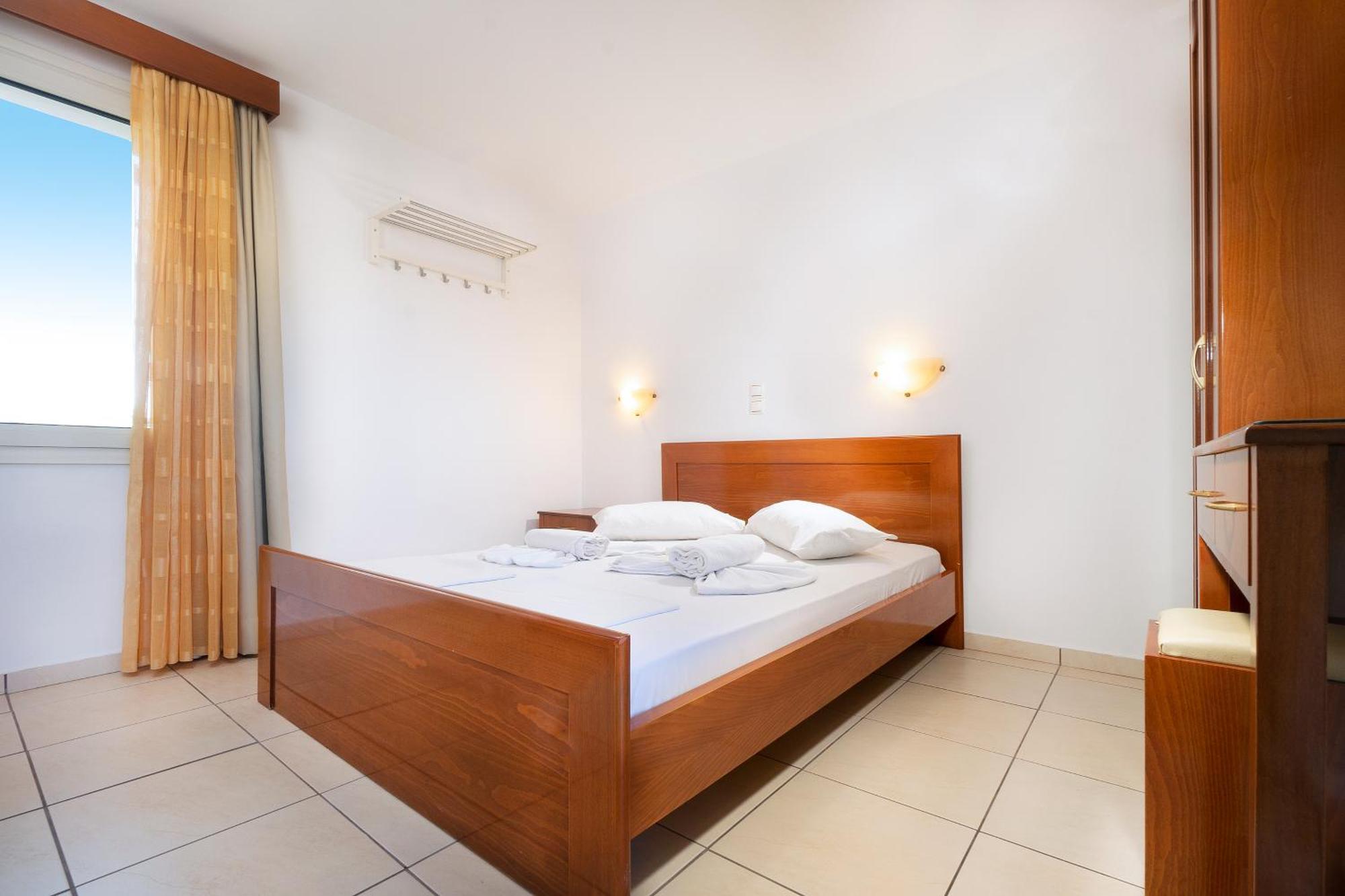 Georgina Aparthotel Agia Marina  Exterior photo
